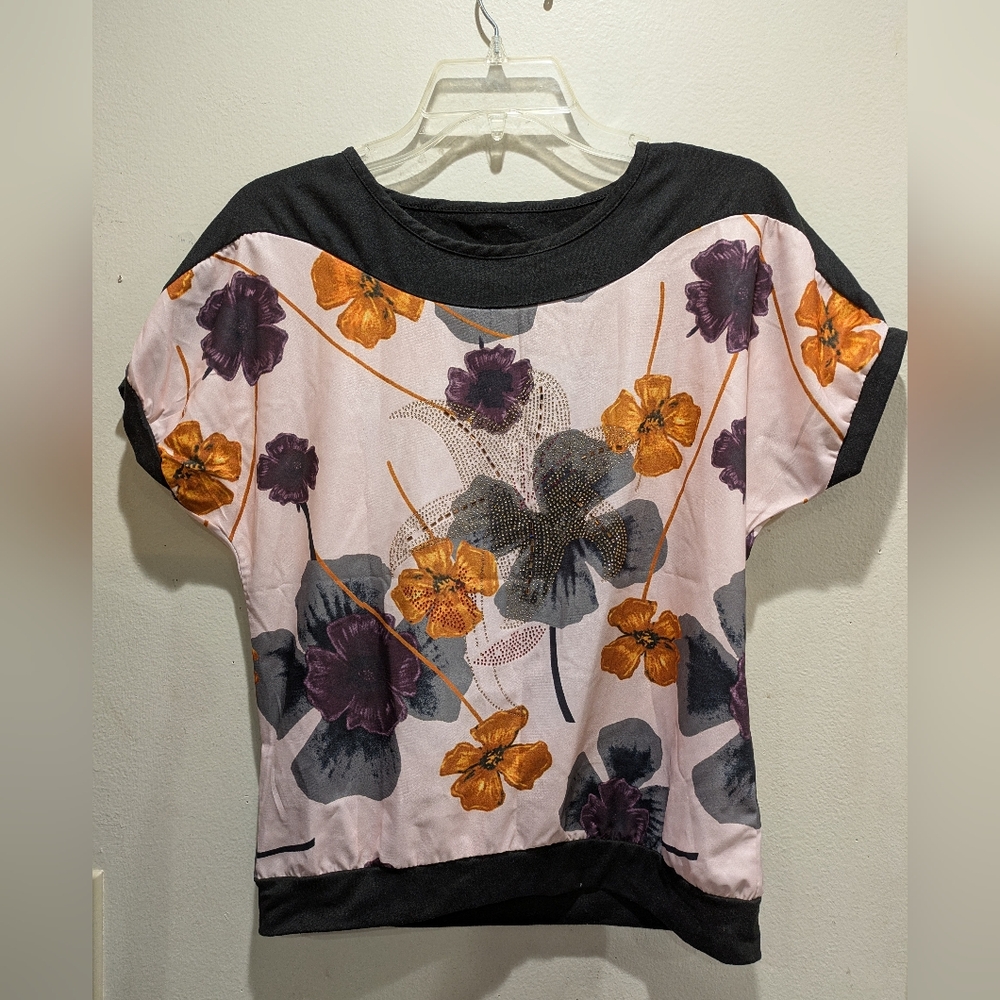 Floral Short Sleeve Tee with Contrast Trim - Pink/Black
